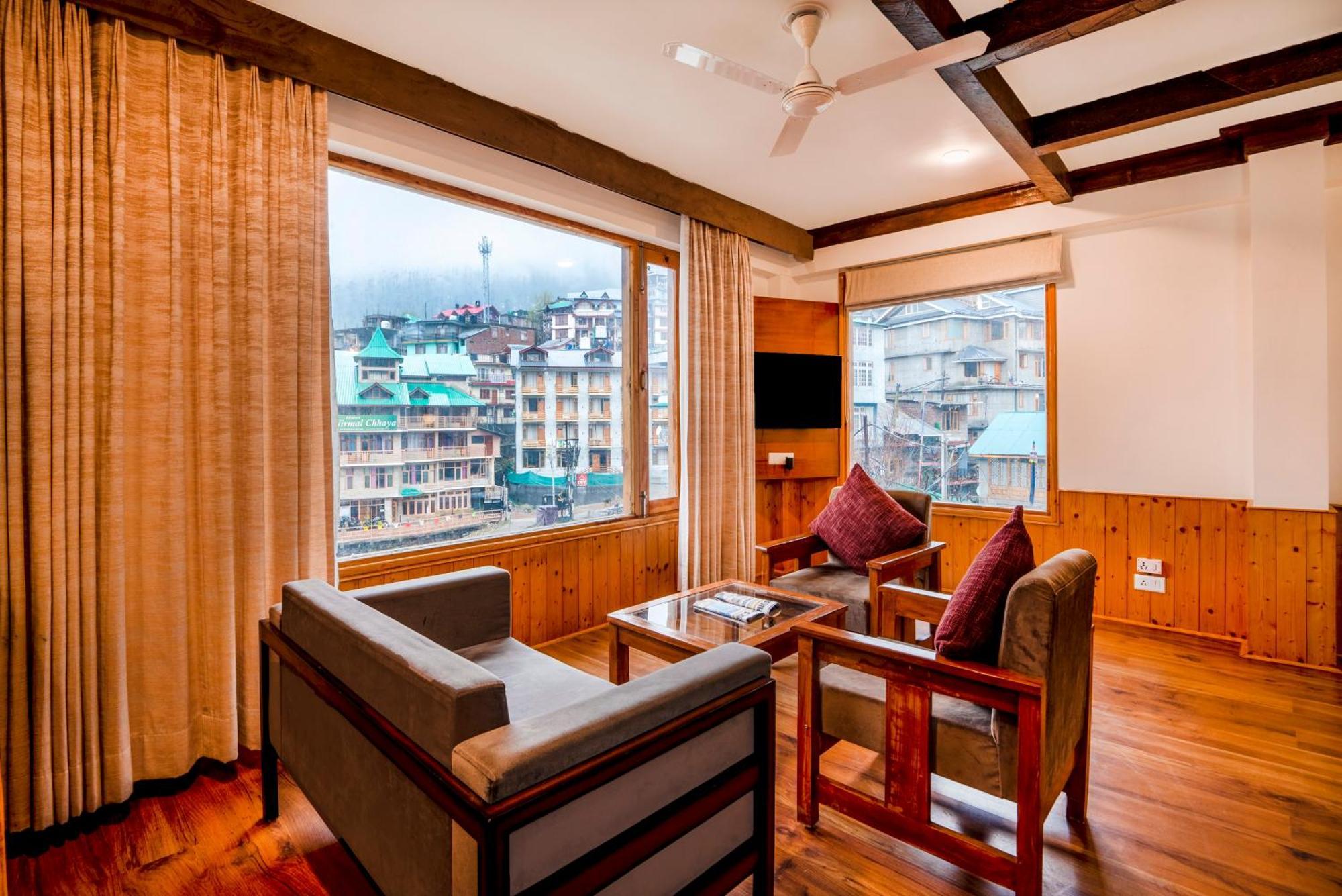 Treebo Premium Sattva With Mountain View Hotel Manāli Exterior foto