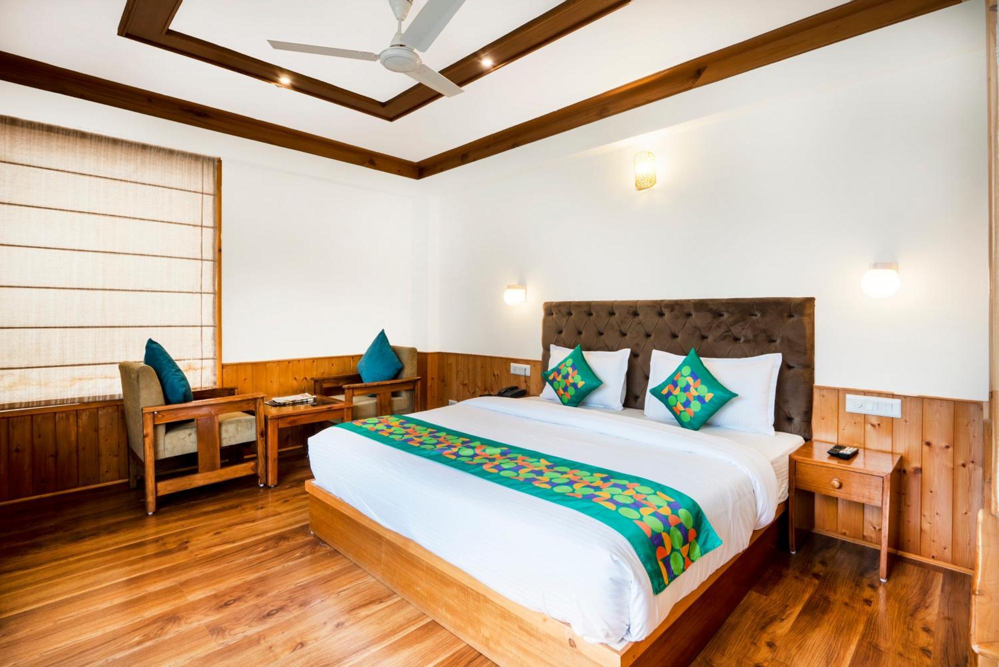Treebo Premium Sattva With Mountain View Hotel Manāli Exterior foto